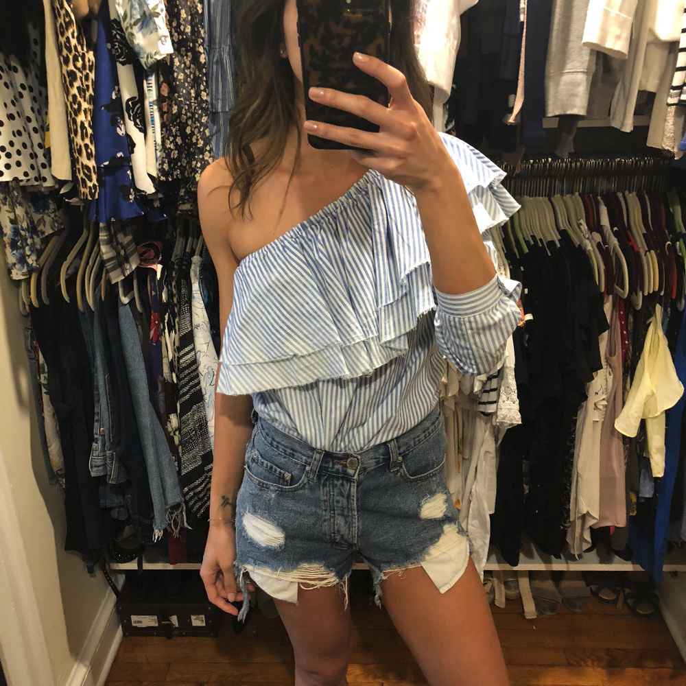 NWOT Zara Stripe Ruffle One Shoulder Top